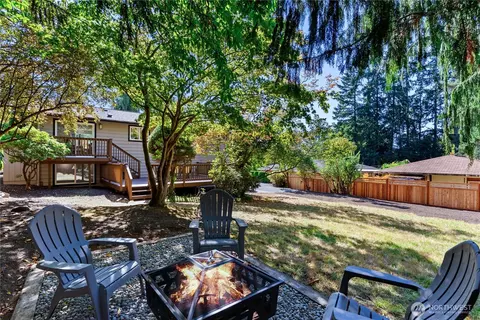 Exterior - 803 240th St SE, Bothell, WA 98021 photo 6 of 9