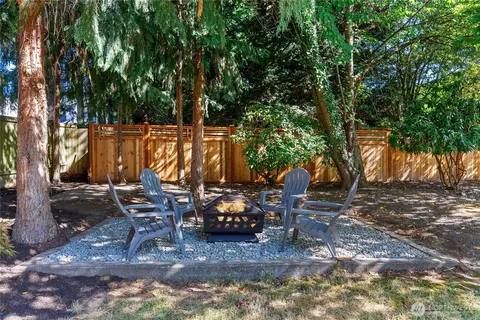 Exterior - 803 240th St SE, Bothell, WA 98021 photo 7 of 9
