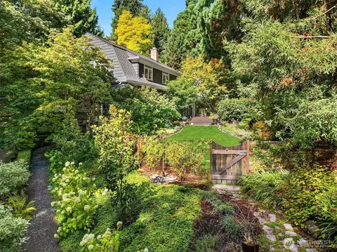 Exterior - 3816 E Spring St, Seattle, WA 98122 photo 2 of 7