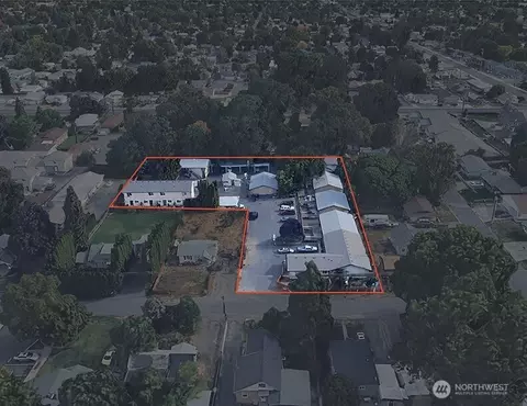 1403 S 18th Ave, Yakima, WA 98902