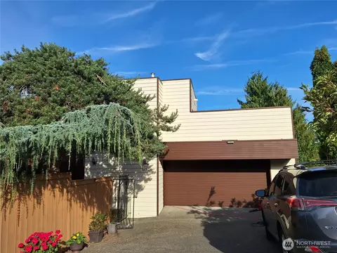 16328 35th Ave NE, Lake Forest Park, WA 98155