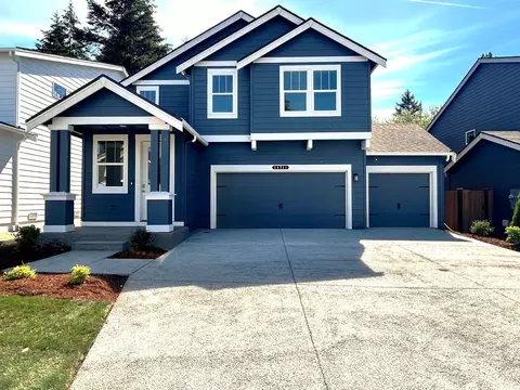 730 129th St E #15, Tacoma, WA 98445