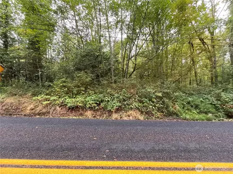 780 10th Ave, Fox Island, WA 98333