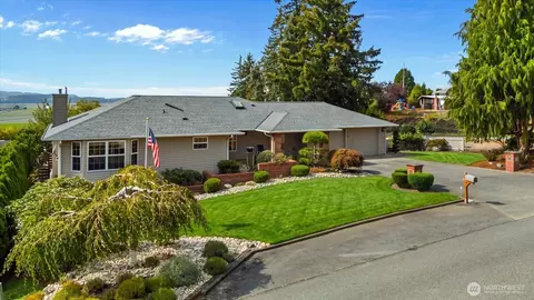 27630 84th Dr NW, Stanwood, WA 98292
