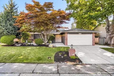 13426 117th Ave NE, Kirkland, WA 98034