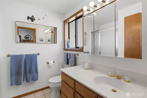 Bath - 561 E Rauschert Rd, Grapeview, WA 98546 photo 1 of 3