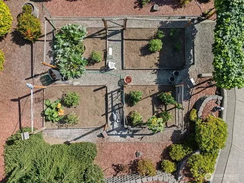 Exterior - 561 E Rauschert Rd, Grapeview, WA 98546 photo 7 of 7