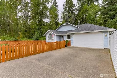 8303 170th St E, Puyallup, WA 98375