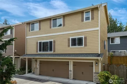 13216 33rd Pl W #3, Lynnwood, WA 98087