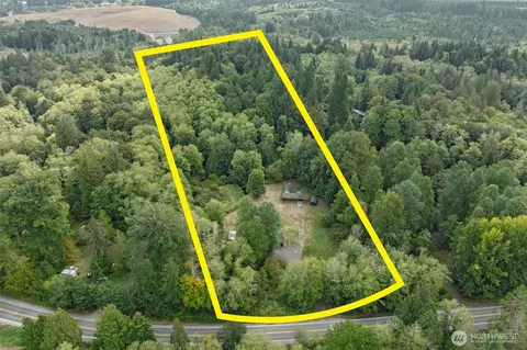 11199 W Belfair Valley Rd, Bremerton, WA 98312