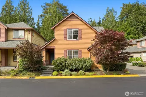 10765 221st Ln NE #17, Redmond, WA 98053