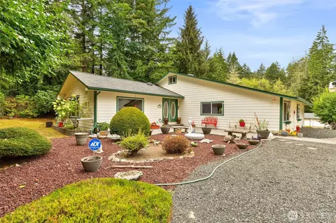 3320 SE Baker Rd, Port Orchard, WA 98367