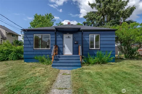1425 S 52nd St, Tacoma, WA 98408