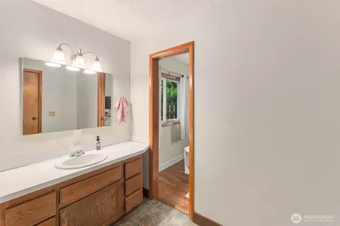 Bath - 9001 E St, Tacoma, WA 98445 photo 3 of 5