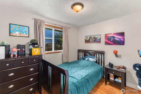 Bedroom - 9001 E St, Tacoma, WA 98445 photo 3 of 4