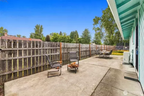Exterior - 9001 E St, Tacoma, WA 98445 photo 2 of 8