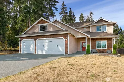 111 Juniper Ln, Port Angeles, WA 98362