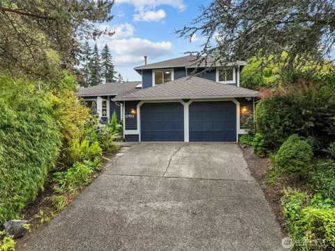 17911 NE 101st Ct, Redmond, WA 98052