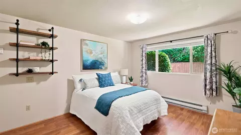 Bedroom - 17630 86th Ave NE, Bothell, WA 98011 photo 2 of 2