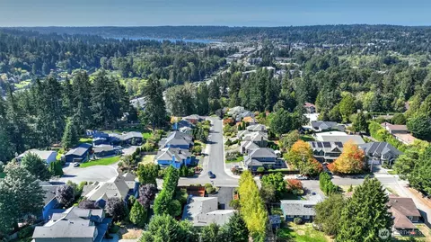 View/Area - 17630 86th Ave NE, Bothell, WA 98011 photo 2 of 2