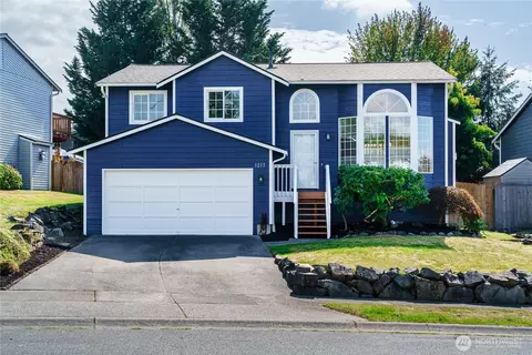 1217 85th Dr NE, Lake Stevens, WA 98258