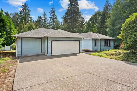 6037 NE Whale Dancer Ct NE, Suquamish, WA 98392