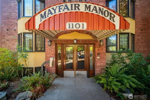 1101 17th Ave #404, Seattle, WA 98122