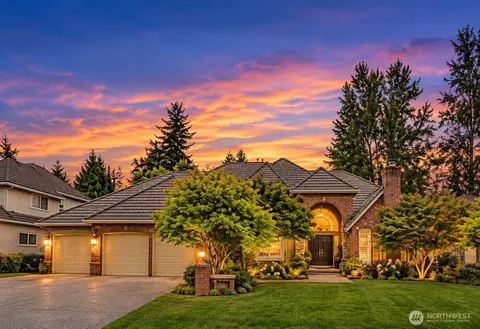16657 SE 49th St, Bellevue, WA 98006