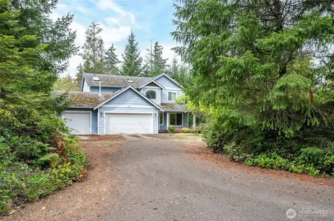 5380 SW Windy Song Way, Port Orchard, WA 98367