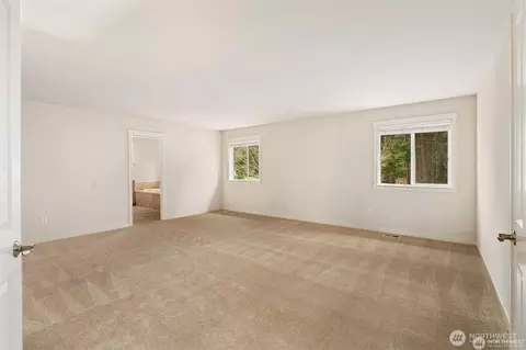 Bedroom - 21927 44th Dr SE, Bothell, WA 98021 photo 3 of 7