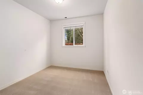Bedroom - 21927 44th Dr SE, Bothell, WA 98021 photo 2 of 7