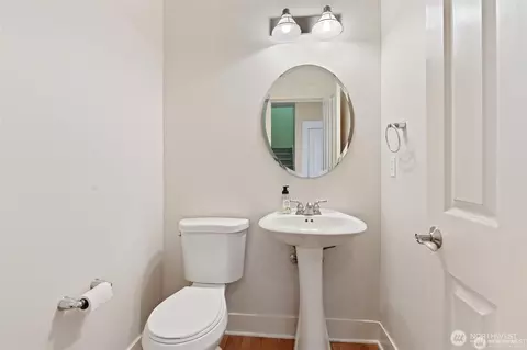 Bath - 21927 44th Dr SE, Bothell, WA 98021 photo 1 of 4
