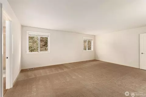 Bedroom - 21927 44th Dr SE, Bothell, WA 98021 photo 4 of 7