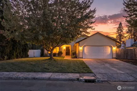 8102 NE 145th Ave, Vancouver, WA 98682