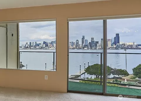 1301 Harbor Ave SW # 308, Seattle, WA 98116