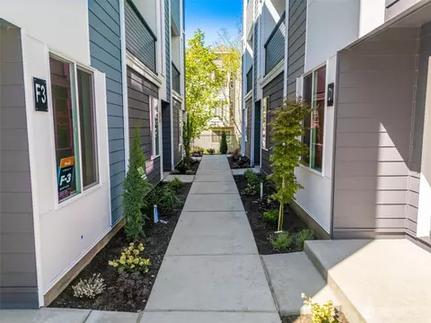 Exterior - 222 124th St SW #E1, Everett, WA 98204 photo 3 of 3