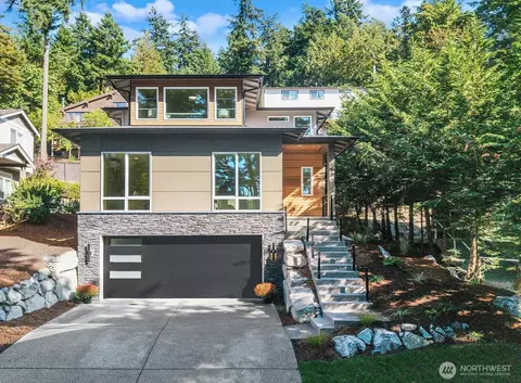 1072 205th Ave NE, Sammamish, WA 98074