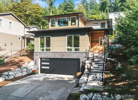 1072 205th Ave NE, Sammamish, WA 98074