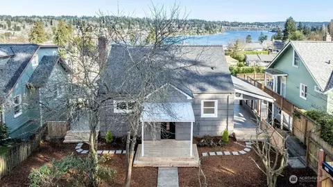 2514 N Lafayette Ave, Bremerton, WA 98312