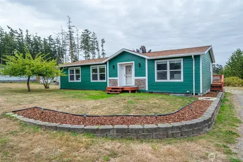 1105 Paul Ave, Oak Harbor, WA 98277