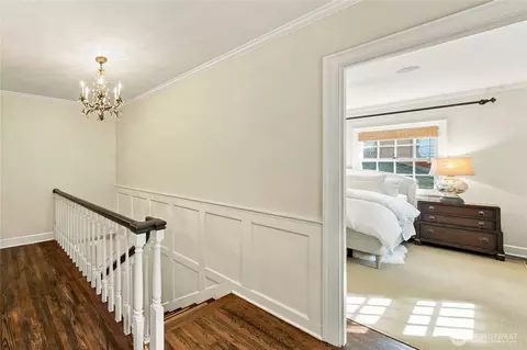 Entry Way - 621 34th Ave E, Seattle, WA 98112 photo 6 of 6