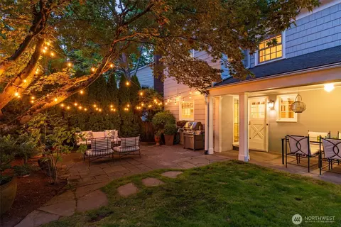 Exterior - 621 34th Ave E, Seattle, WA 98112 photo 9 of 9