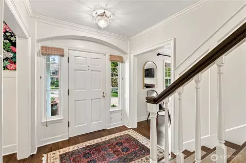 Entry Way - 621 34th Ave E, Seattle, WA 98112 photo 1 of 6