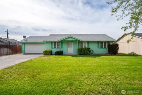 1204 E Hayden Dr, Moses Lake, WA 98837