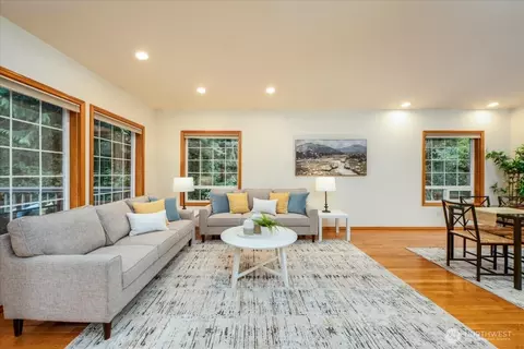 Other - 4901 Fowler Ave, Everett, WA 98203 photo 1 of 6