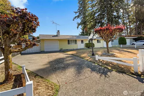 Exterior - 19421 Aurora Dr E, Spanaway, WA 98387 photo 8 of 10
