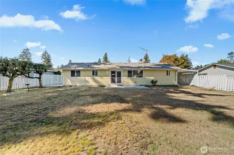 Exterior - 19421 Aurora Dr E, Spanaway, WA 98387 photo 3 of 10