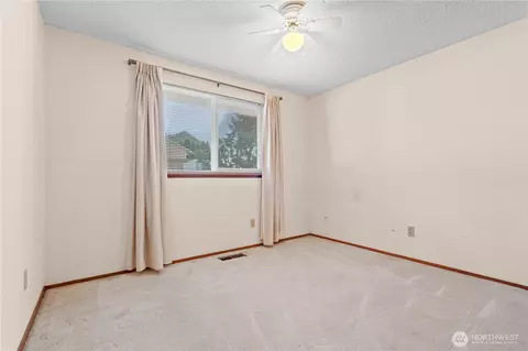 Bedroom - 19421 Aurora Dr E, Spanaway, WA 98387 photo 1 of 3