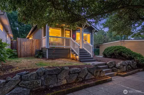 4512 6th Ave NW, Seattle, WA 98107