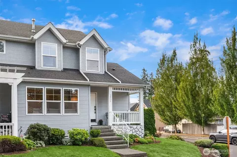 3701 NE 6th St, Renton, WA 98056